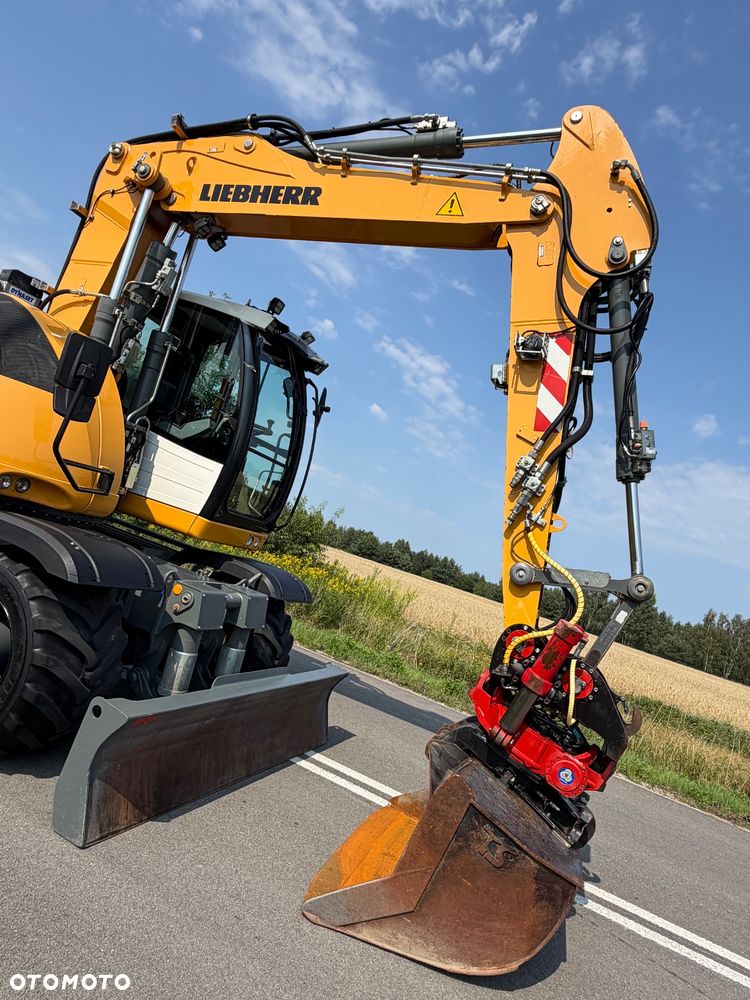 Liebherr A914 compact |rototilt |lapy-plug| - 15