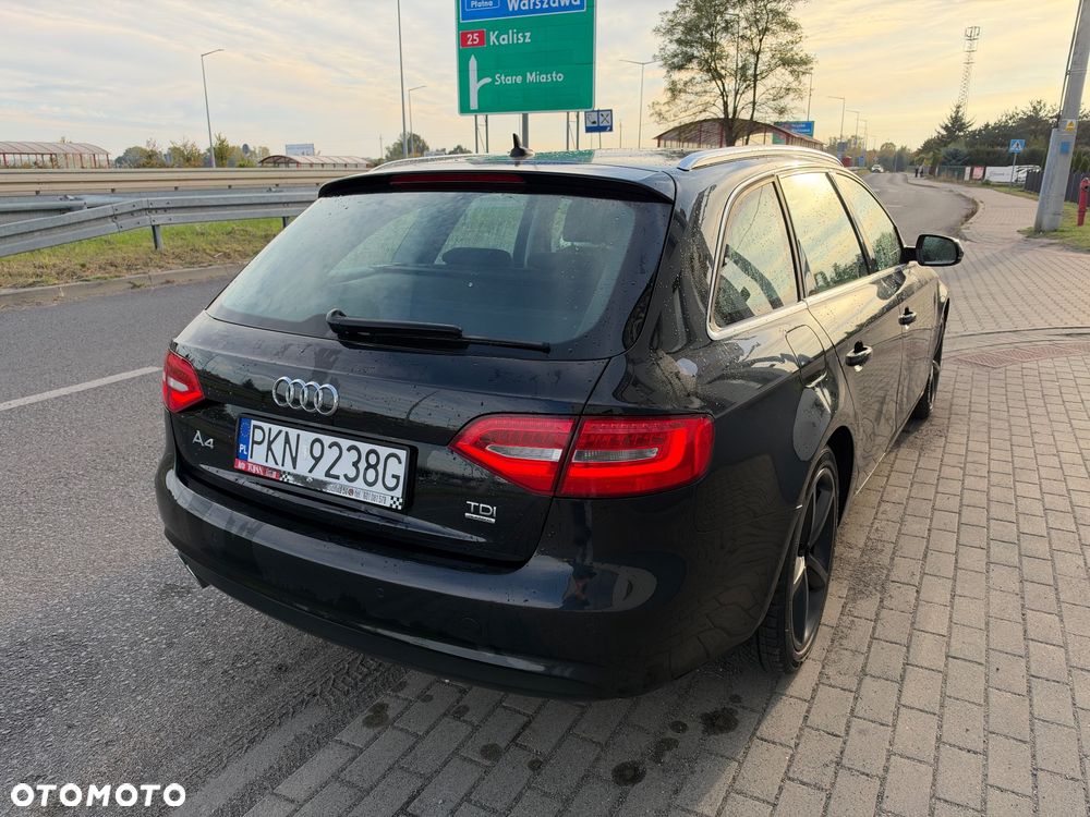 Audi A4 Avant 2.0 TDI quattro design - 9