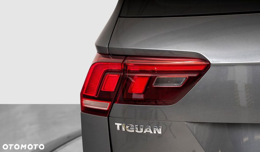 Volkswagen Tiguan 2.0 TDI SCR 4MotION DSG R-Line - 18