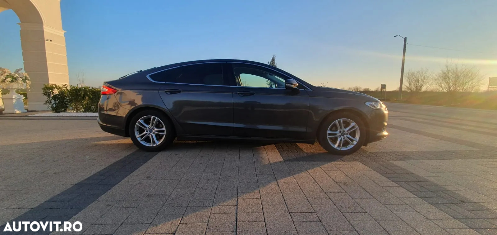 Ford Mondeo 2.0 TDCi Business - 5