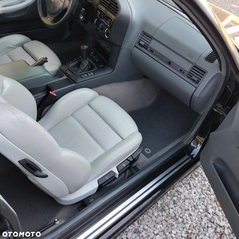 BMW Seria 3 - 24
