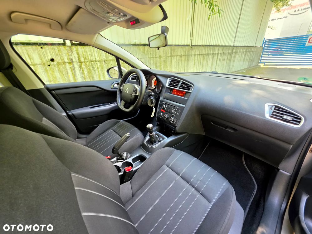 Citroën C4 VTi 95 Attraction - 11