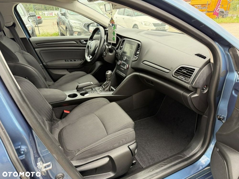 Renault Megane - 11