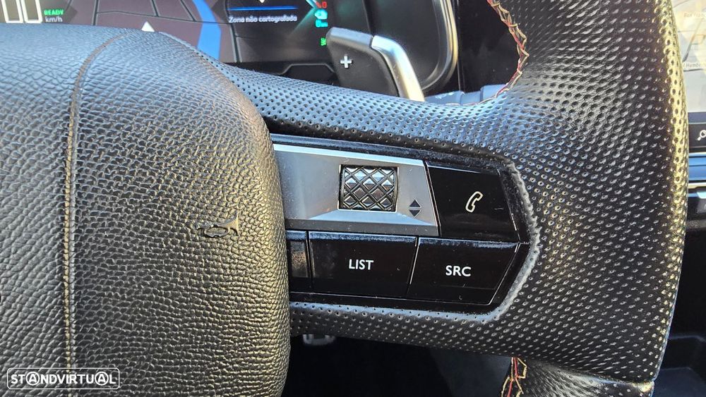 DS DS7 Crossback - 13