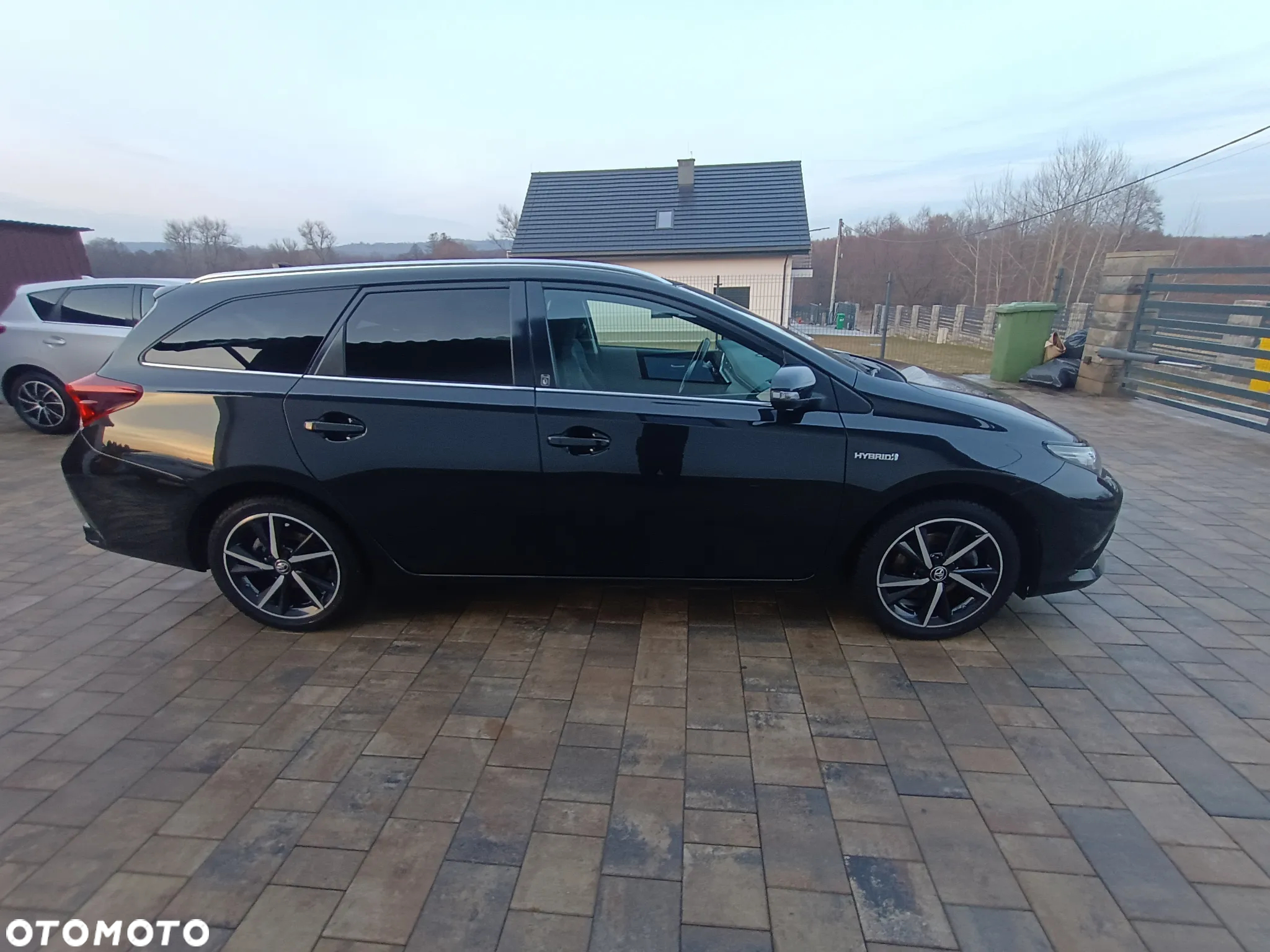 Toyota Auris 1.8 VVT-i Hybrid Automatik Executive - 9
