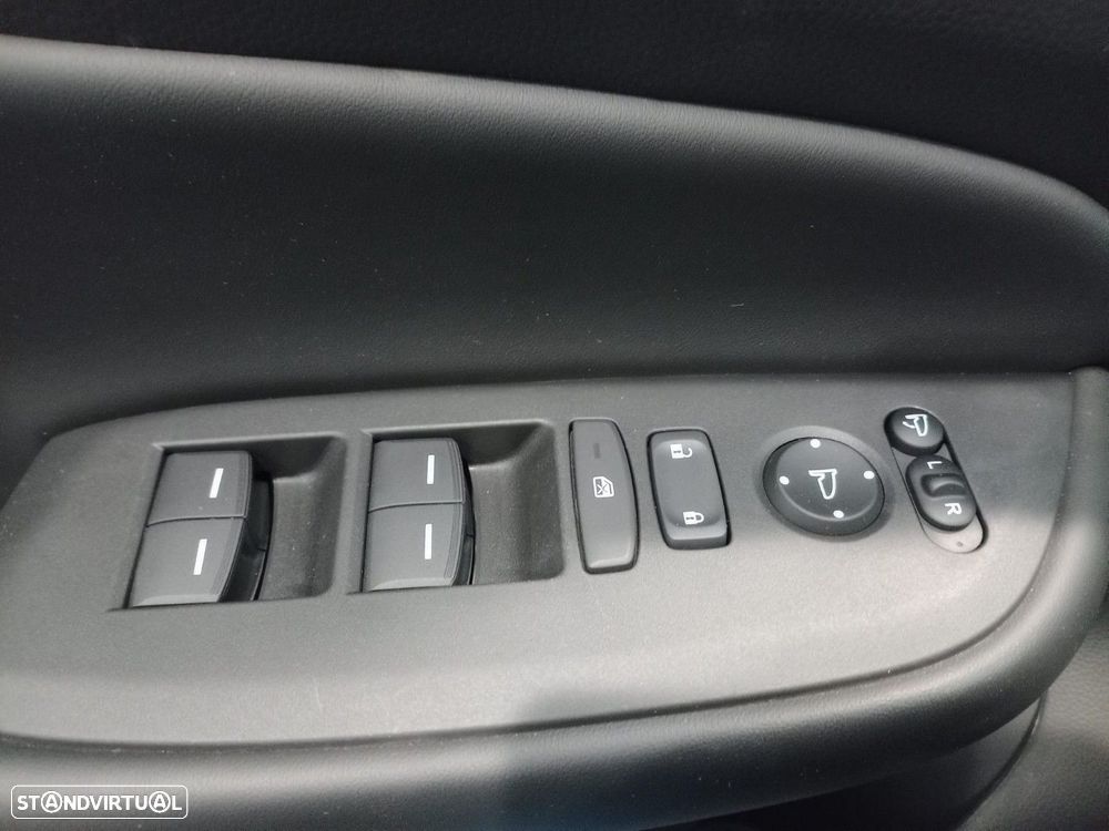 Honda Jazz Crosstar Hybrid 1.5 i-MMD Advance - 4