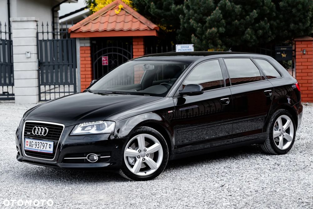 Audi A3 Sportback 2.0 TFSI quattro S tronic S line Sportpaket - 8