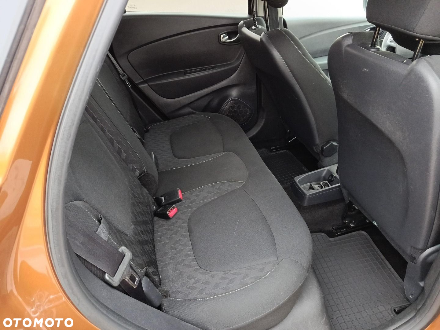 Renault Captur 1.3 Energy TCe FAP Intens EDC - 10