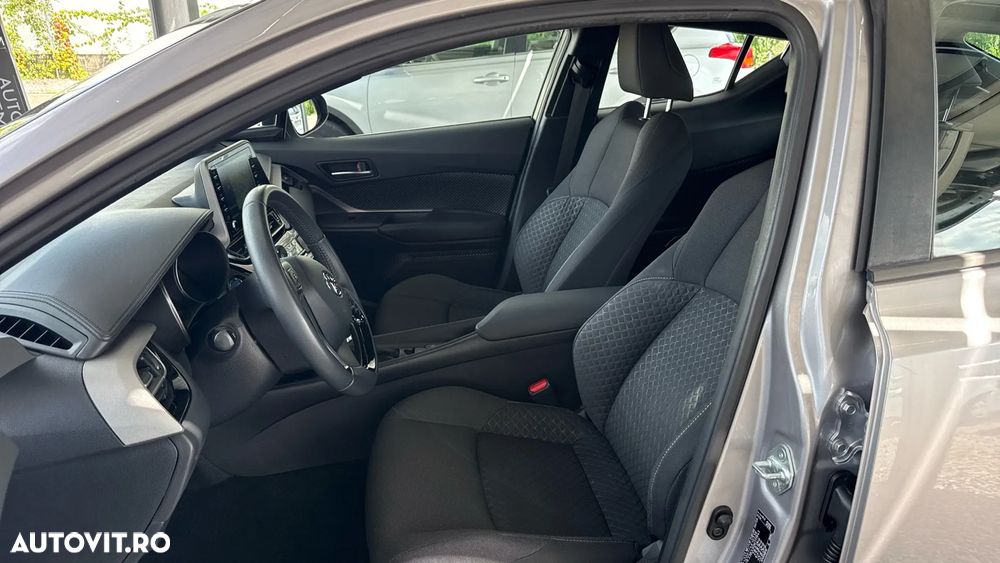 Toyota C-HR 1.8 HSD 122 CP 4x2 CVT Core - 15