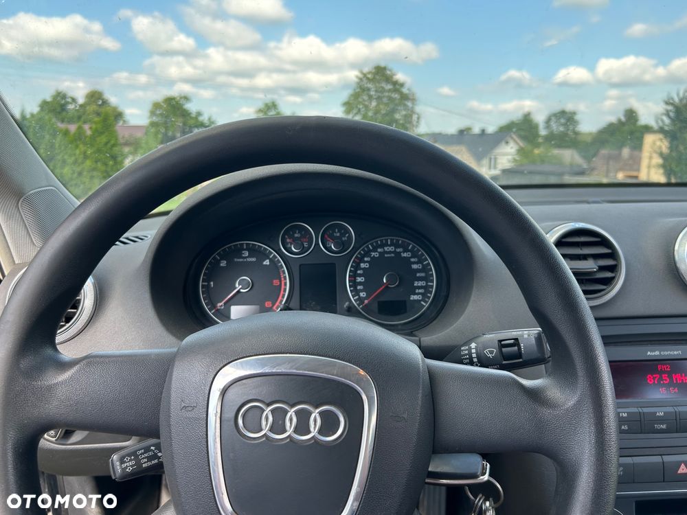 Audi A3 Sportback null - 8