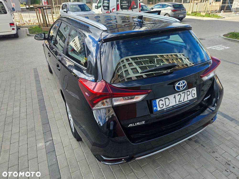 Toyota Auris Hybrid 135 Premium - 6