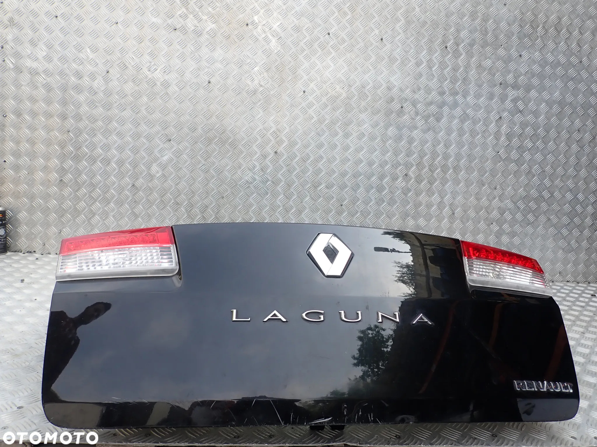 KLAPA KOMPLETNA RENAULT LAGUNA III HB  700 ZŁ - 2