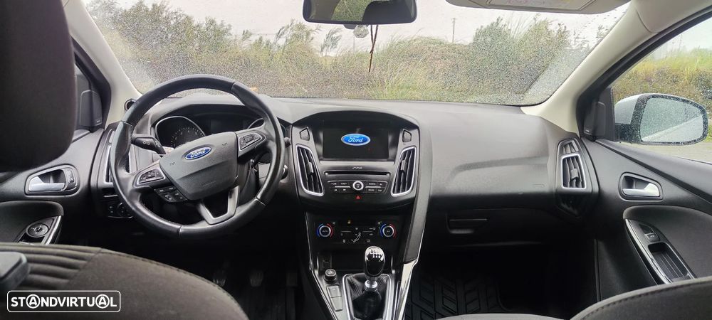 Ford Focus SW 1.0 EcoBoost Titanium - 16