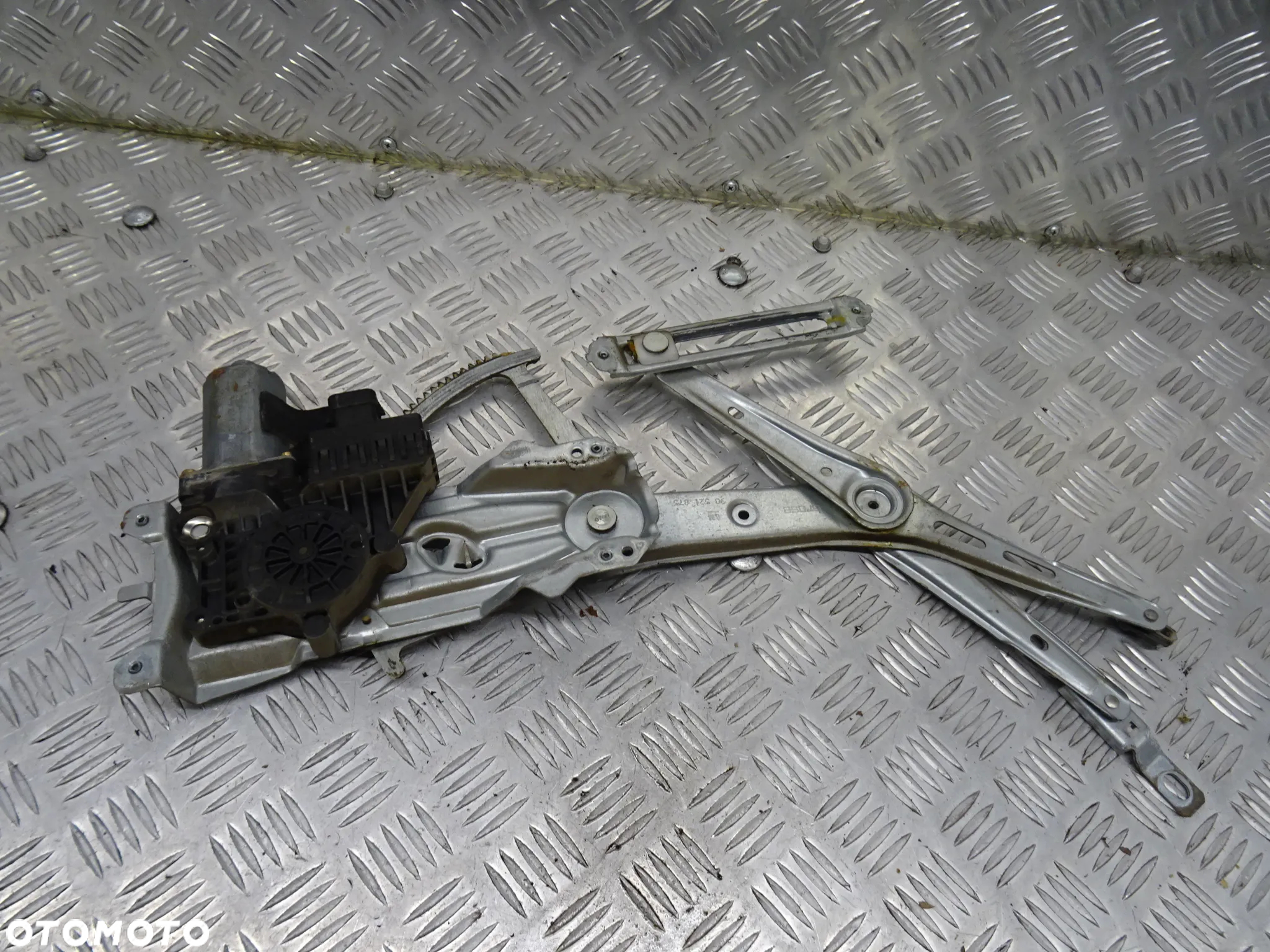 OPEL ASTRA G II 5D 98-09 1.7 DTI PODNOŚNIK SZYB PRAWY LEWY PRZÓD 90521876 - 7