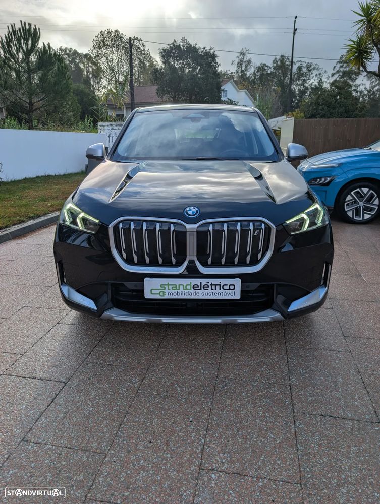 BMW iX1 xDrive30 xLine - 3