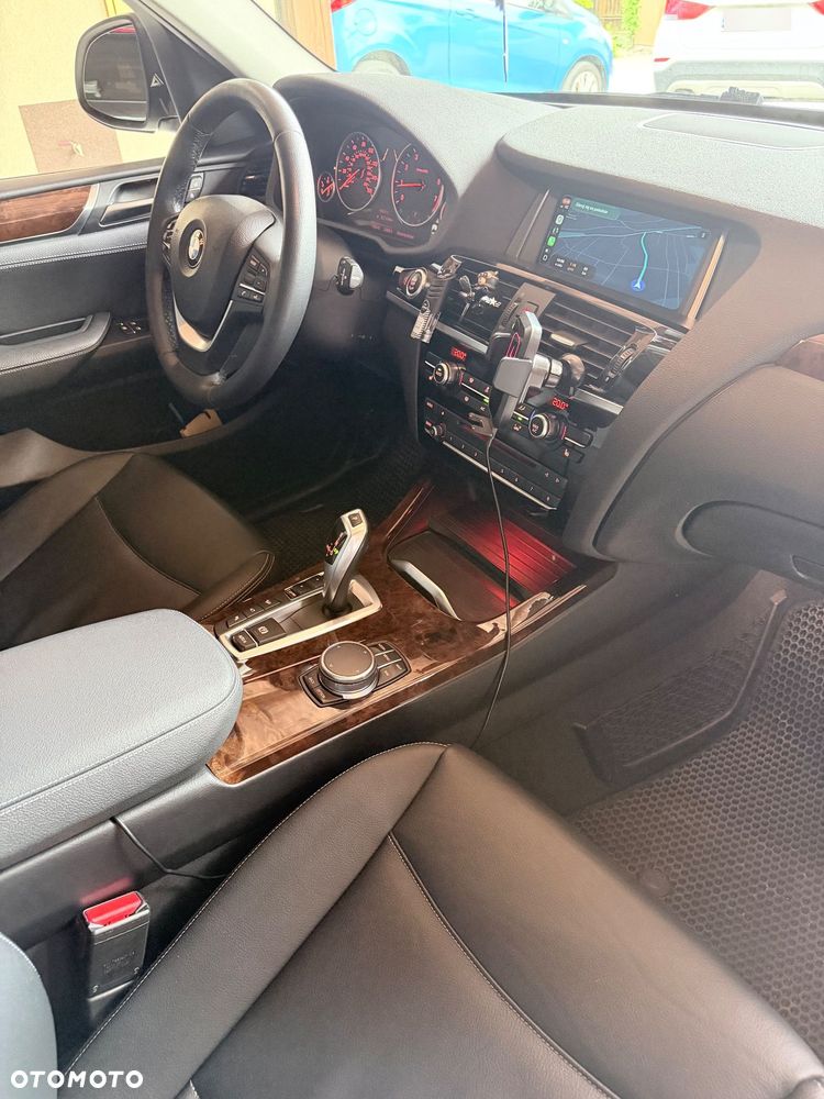 BMW X3 xDrive28i xLine - 12