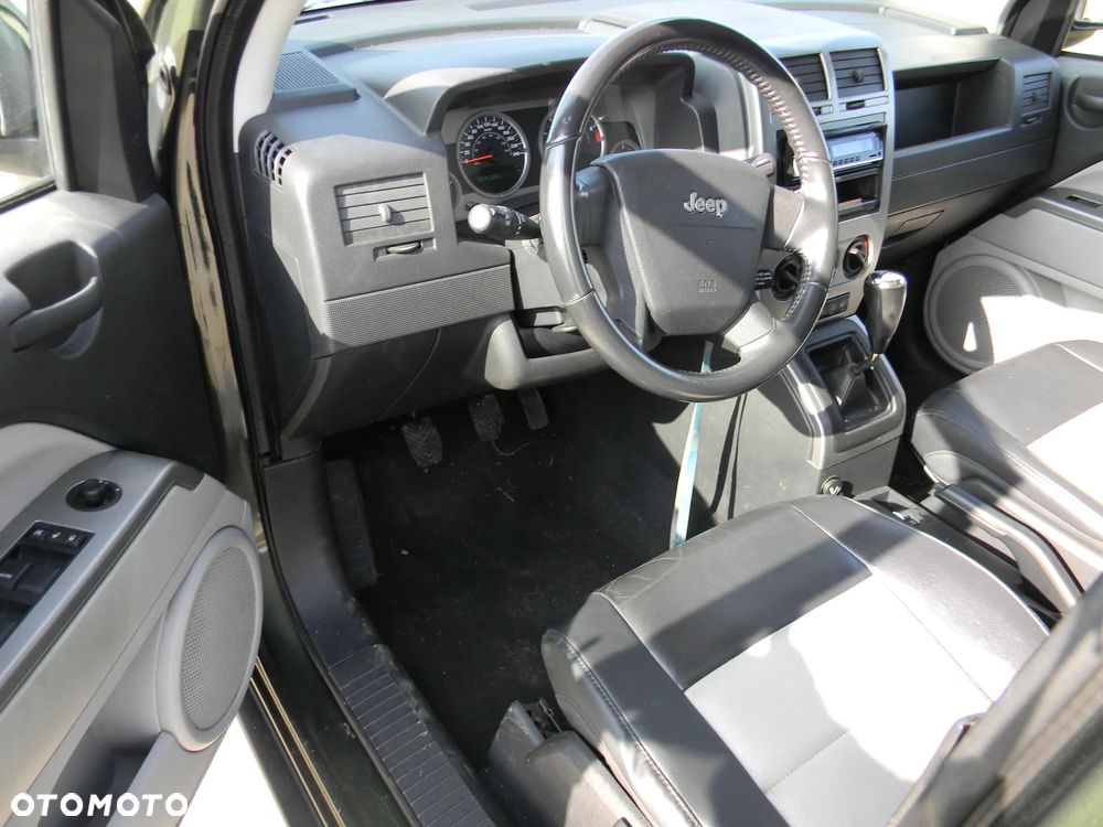 Jeep Compass 2.4I 4x4 Sport - 8