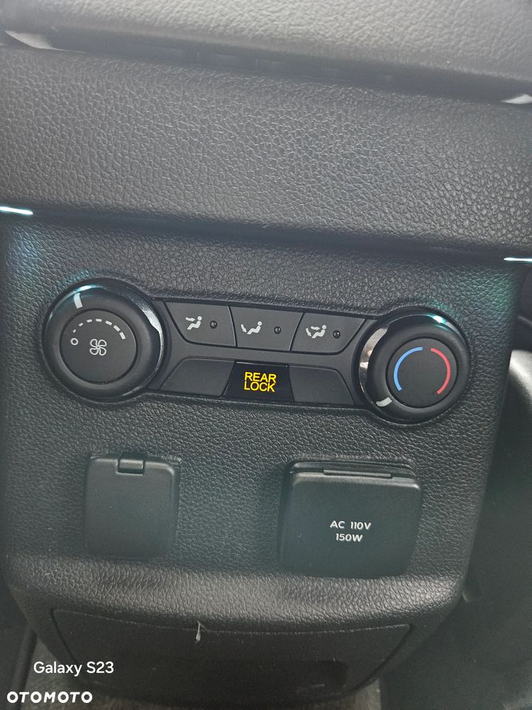 Ford Explorer - 36