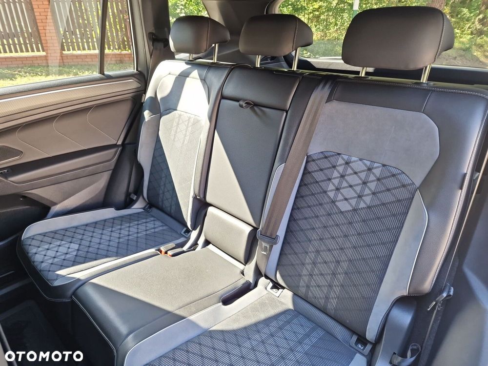 Volkswagen Tiguan Allspace 2.0 TDI 4Mot R-Line DSG - 20
