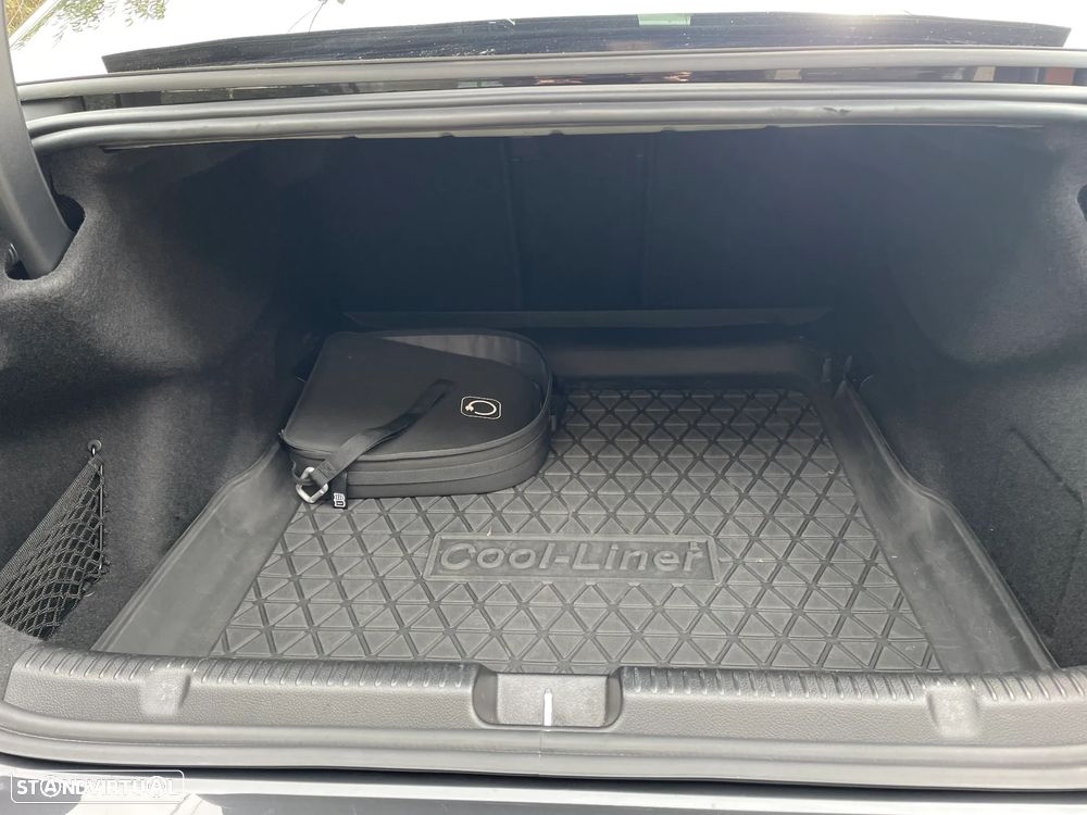 Mercedes-Benz EQE 300 Edition Electric Art - 33