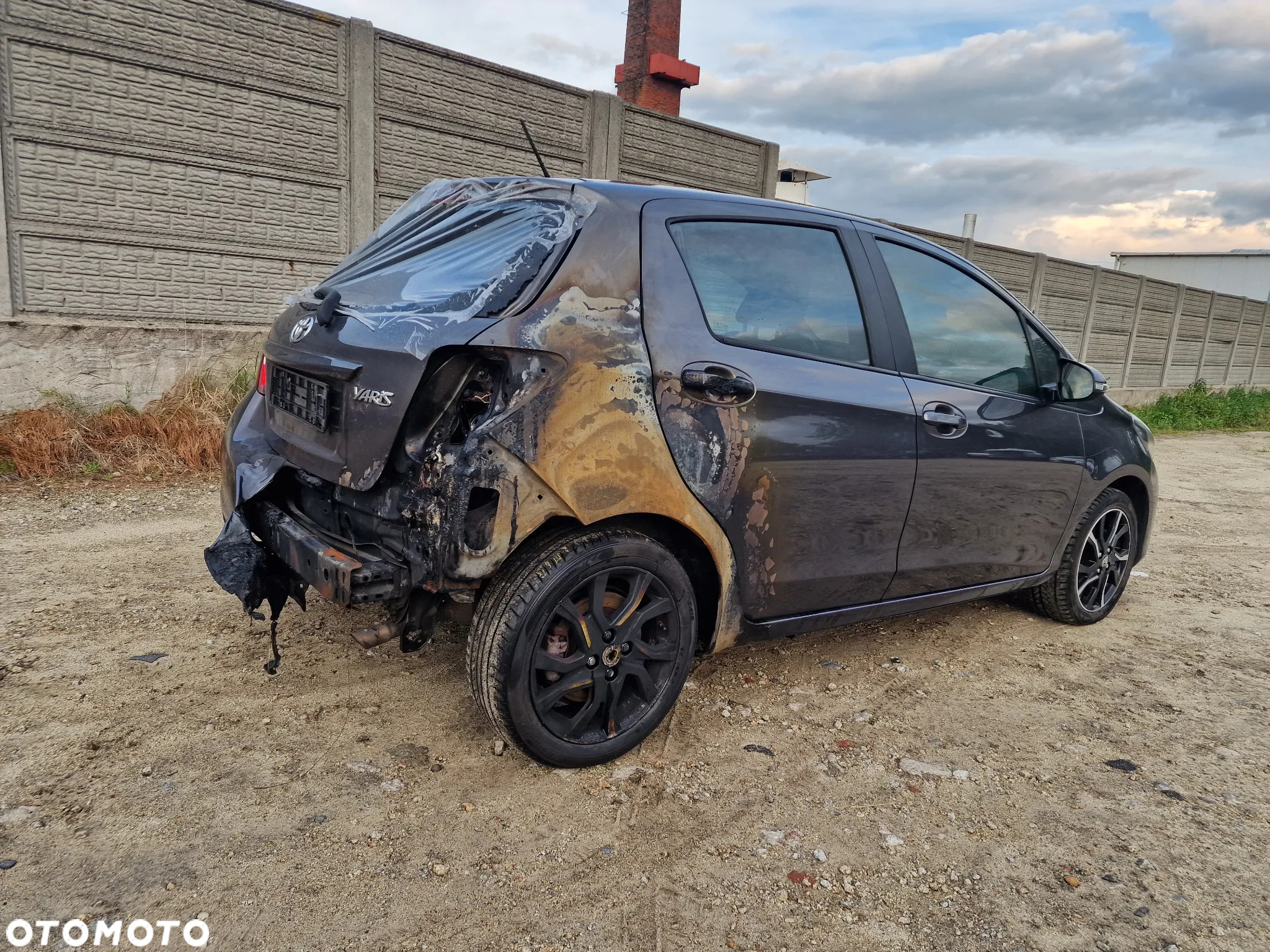 Toyota Yaris - 27