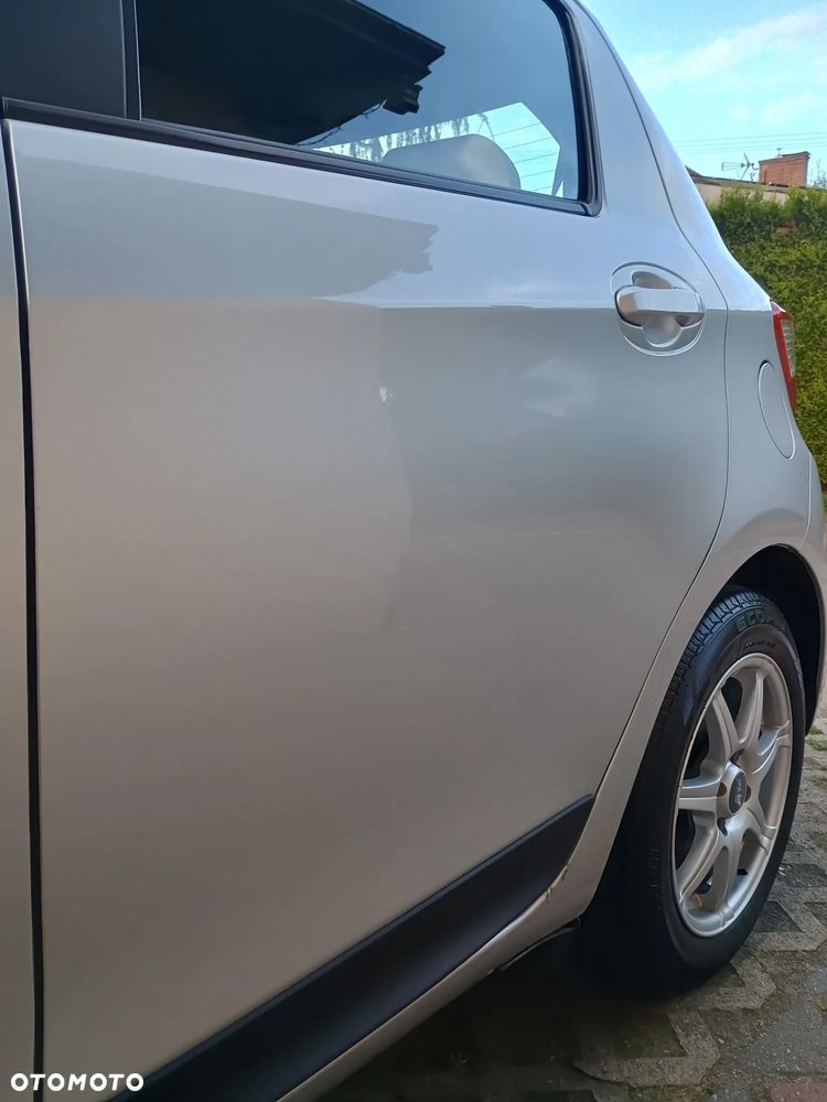 Toyota Yaris 1.5 Life - 10