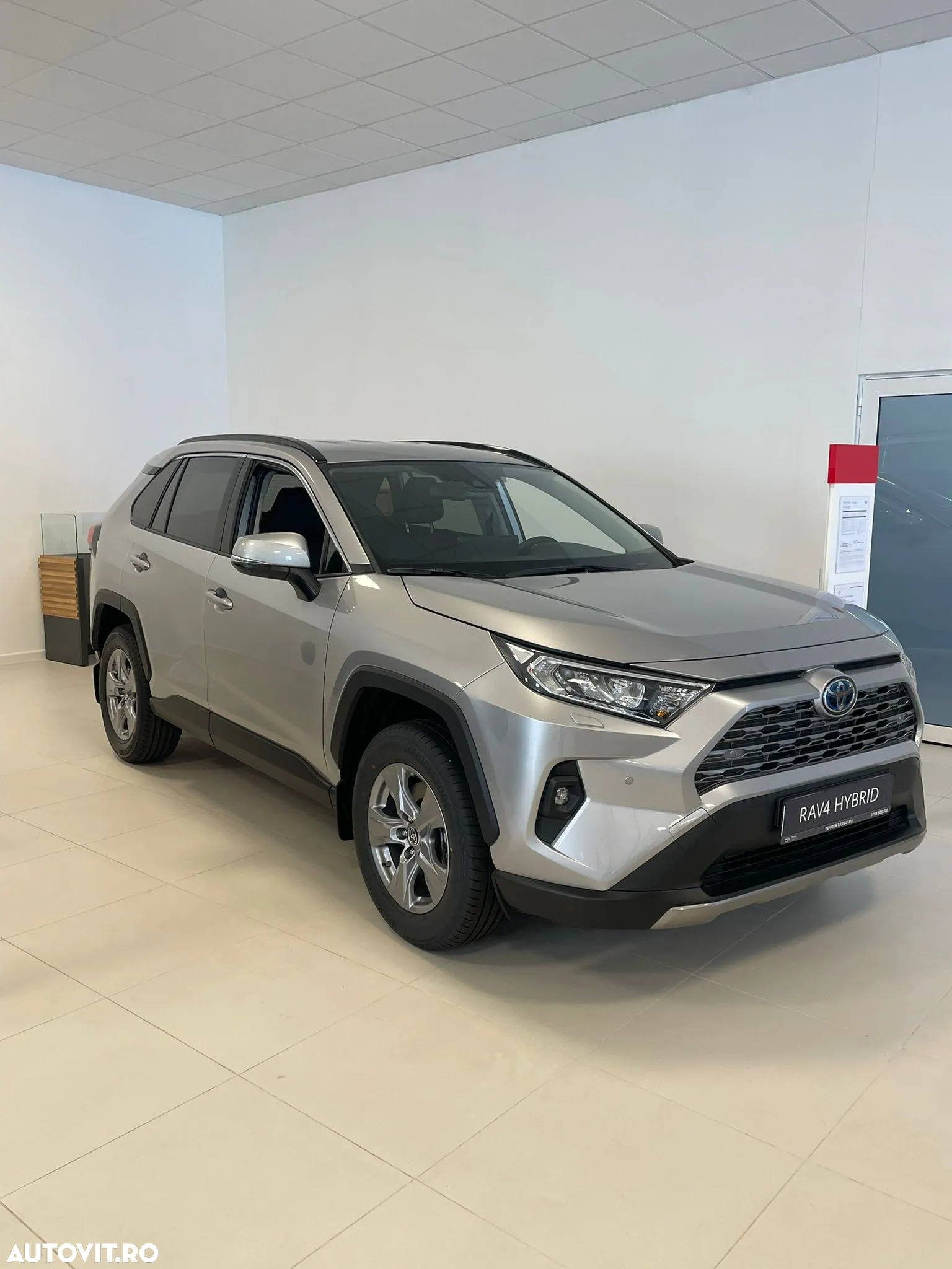 Toyota RAV4 2.5 Hybrid VVT-iE 4x4 Dynamic - 2
