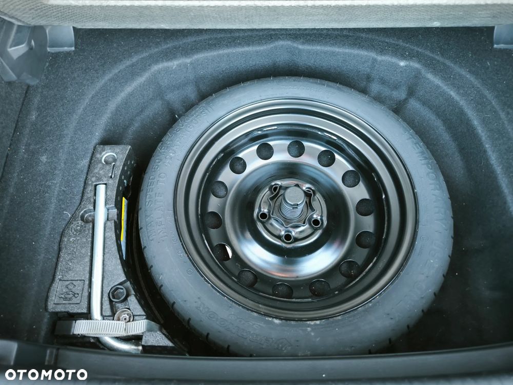 Volkswagen Golf VII 1.6 TDI BMT Trendline - 15