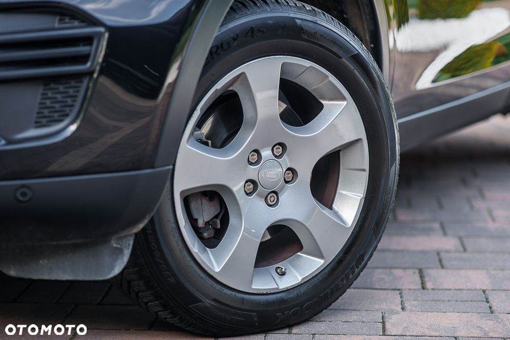 Land Rover Discovery Sport TD4 HSE Luxury - 12