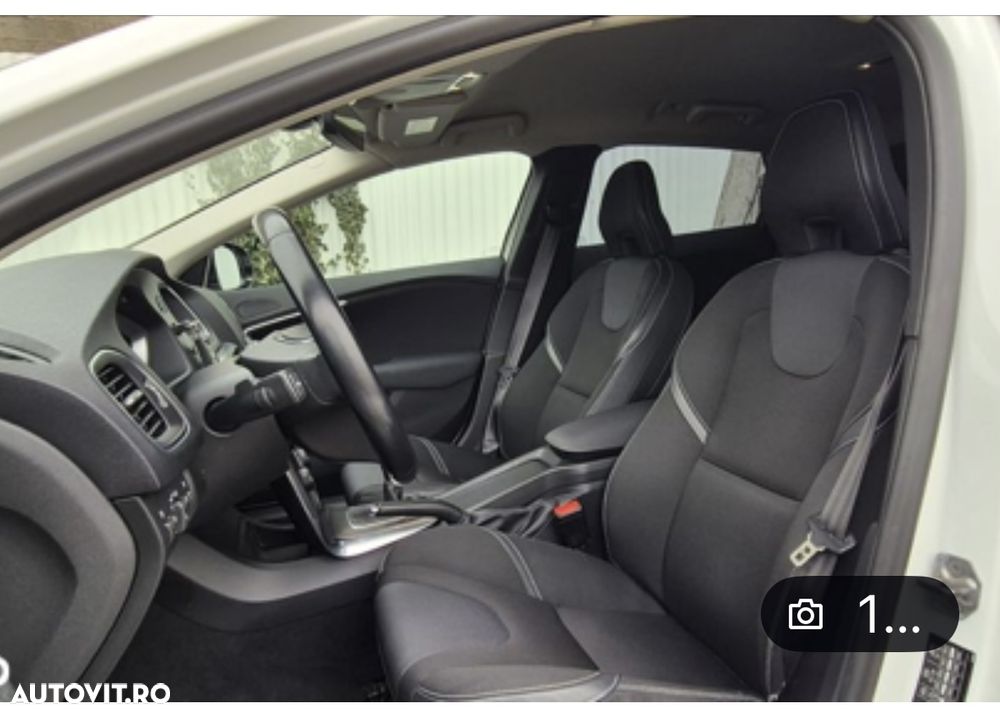 Volvo V40 D4 Momentum - 18