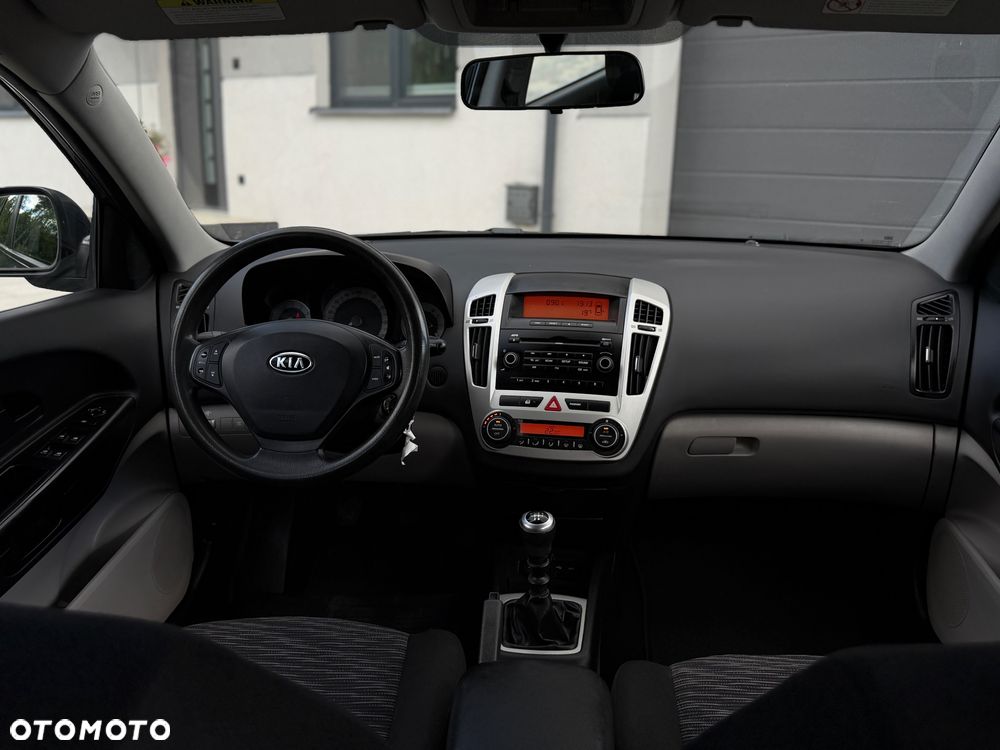 Kia Ceed 1.4 Comfort + - 14