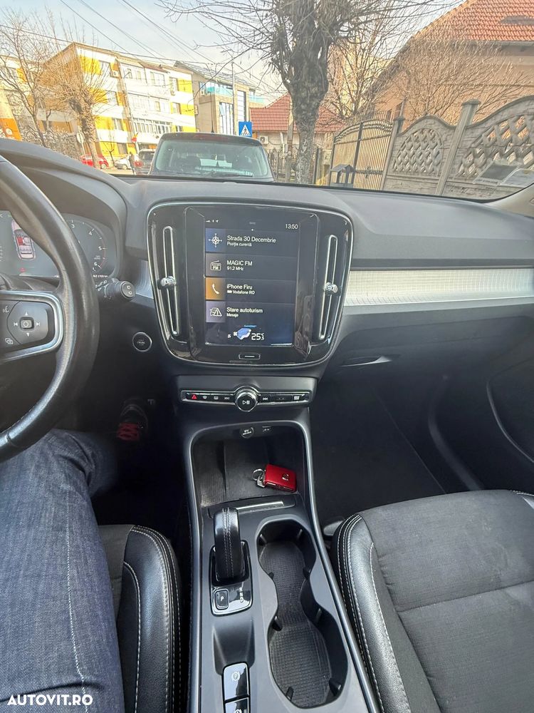 Volvo XC 40 D3 AWD Geartronic Momentum - 9