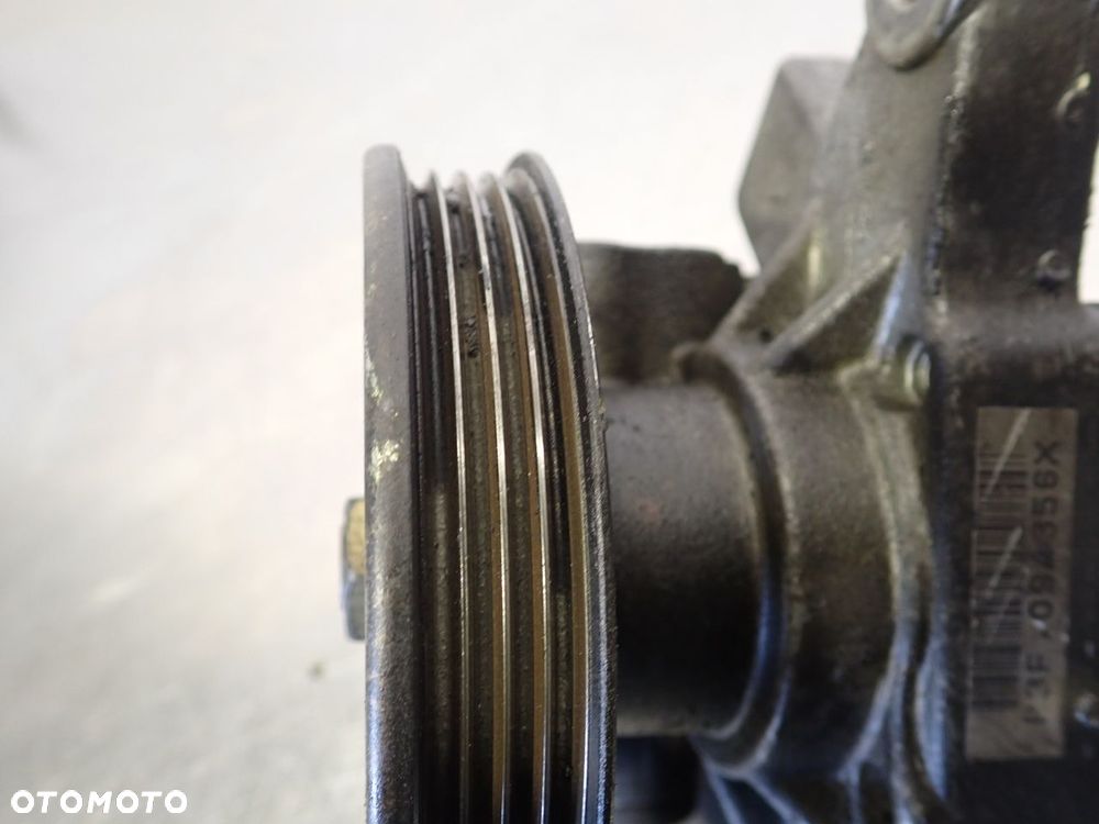 POMPA WSPOMAGANIA HONDA CR-V I LIFT - 5