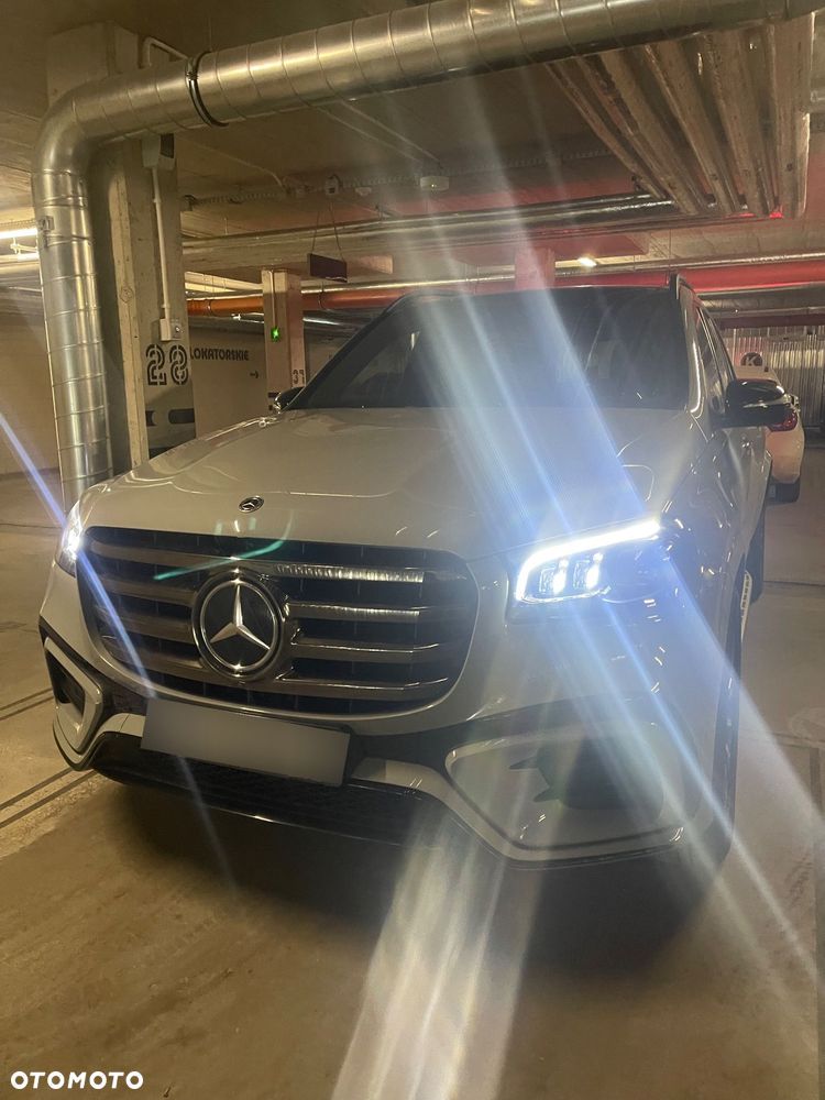 Mercedes-Benz GLS - 2