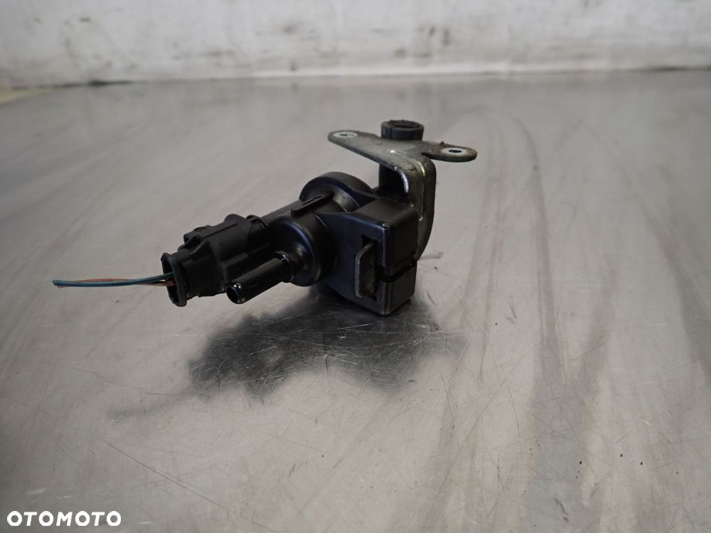 ZAWÓR OPAR PALIWA OPEL CORSA D 0280142486   55566846 - 4