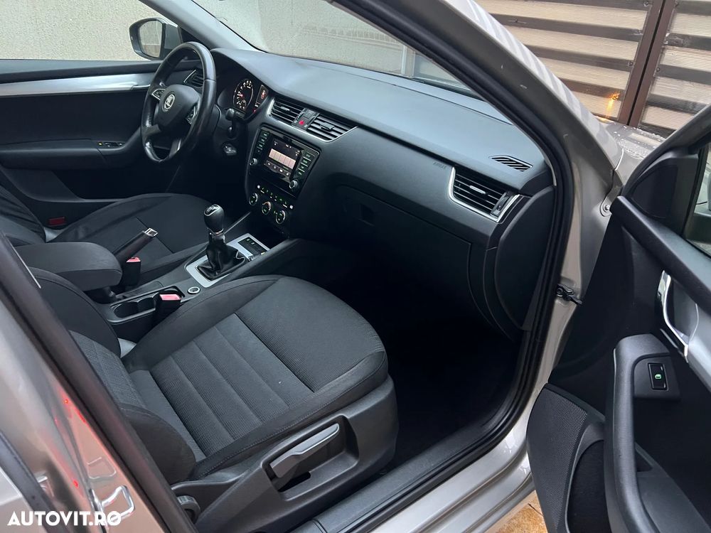 Skoda Octavia 1.6 TDI Ambition - 24