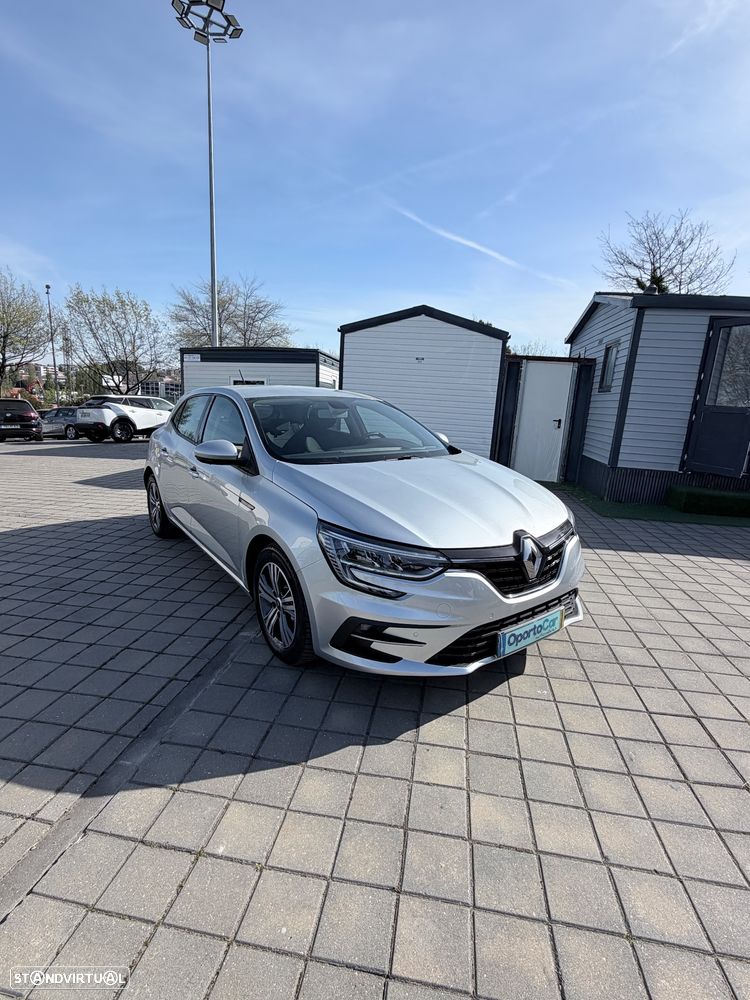 Renault Mégane 1.5 Blue dCi Limited - 4