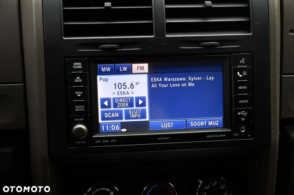 Dodge Nitro 3.7 V6 SLT 4WD - 21