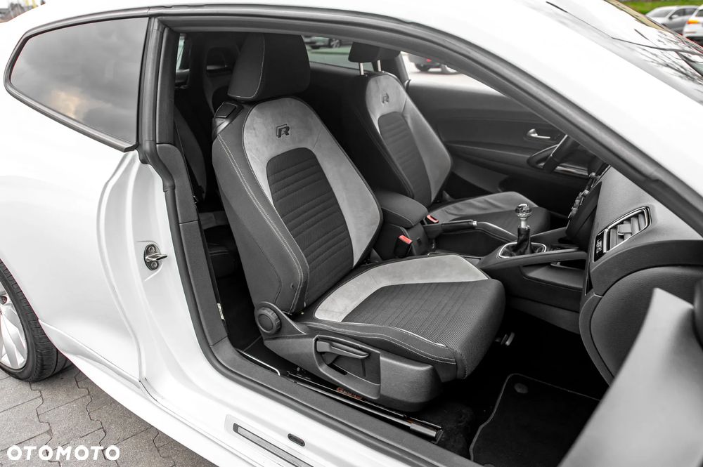 Volkswagen Scirocco R - 20