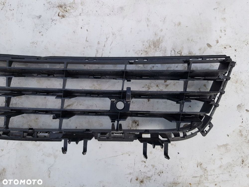 kratka zderzaka przód Opel Astra H GTC - 7