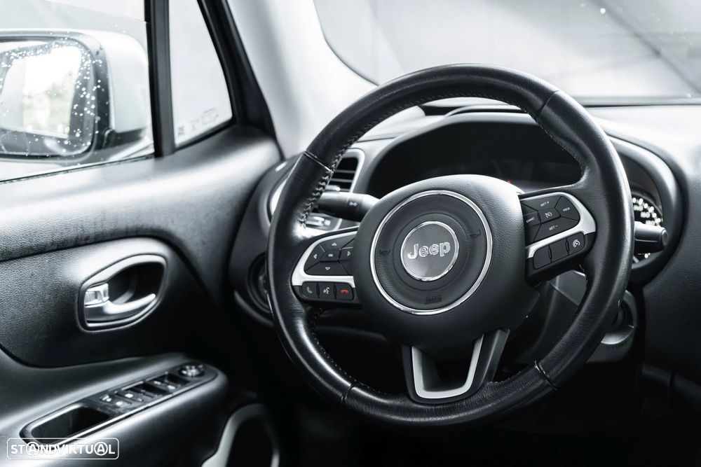 Jeep Renegade 1.6 MultiJet DSG Limited - 30
