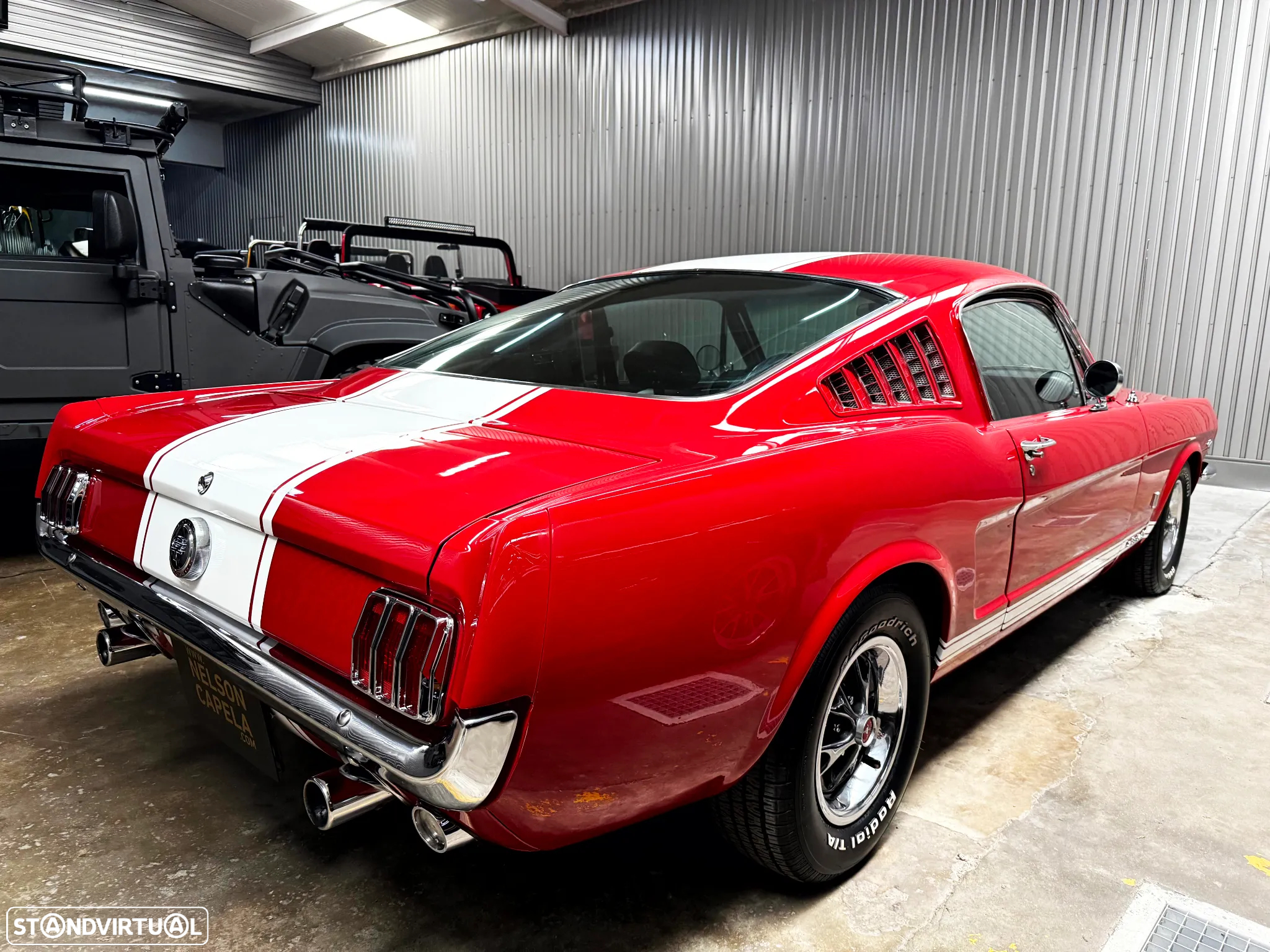 Ford Mustang - 10