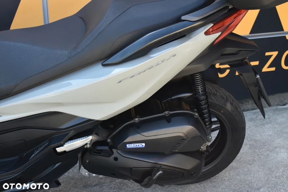 Honda NSS - 11