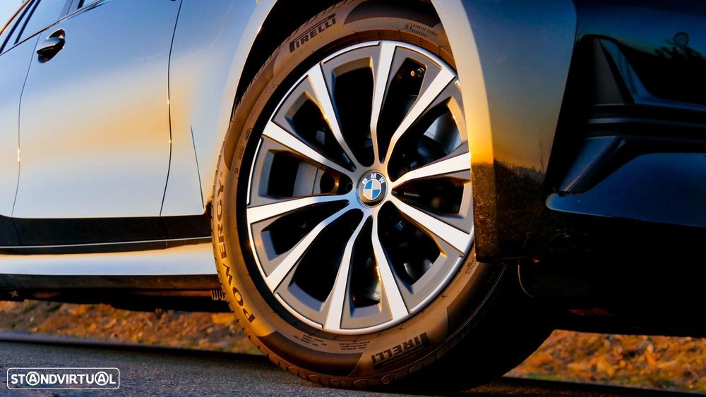 BMW 330 e Touring Aut. Sport Line - 26