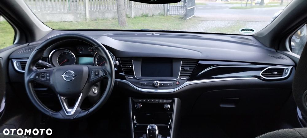 Opel Astra 1.4 Turbo Edition - 12