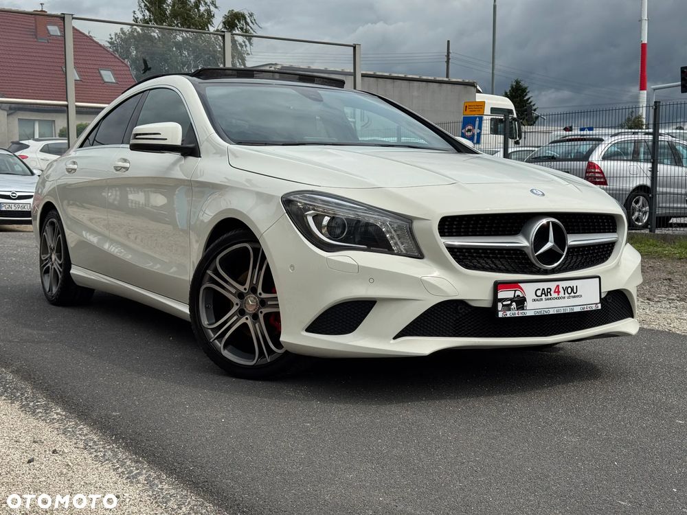 Mercedes-Benz CLA 200 7G-DCT StreetStyle - 2