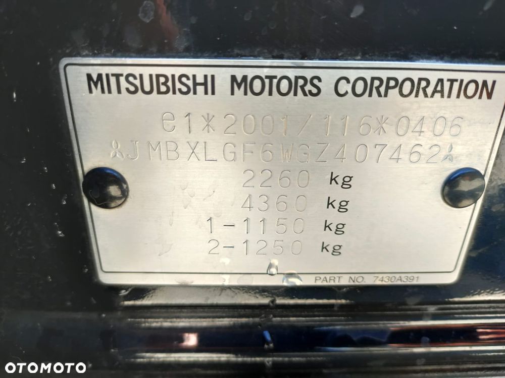 Mitsubishi Outlander 2.2 DI-D 4WD Automatik Plus - 12