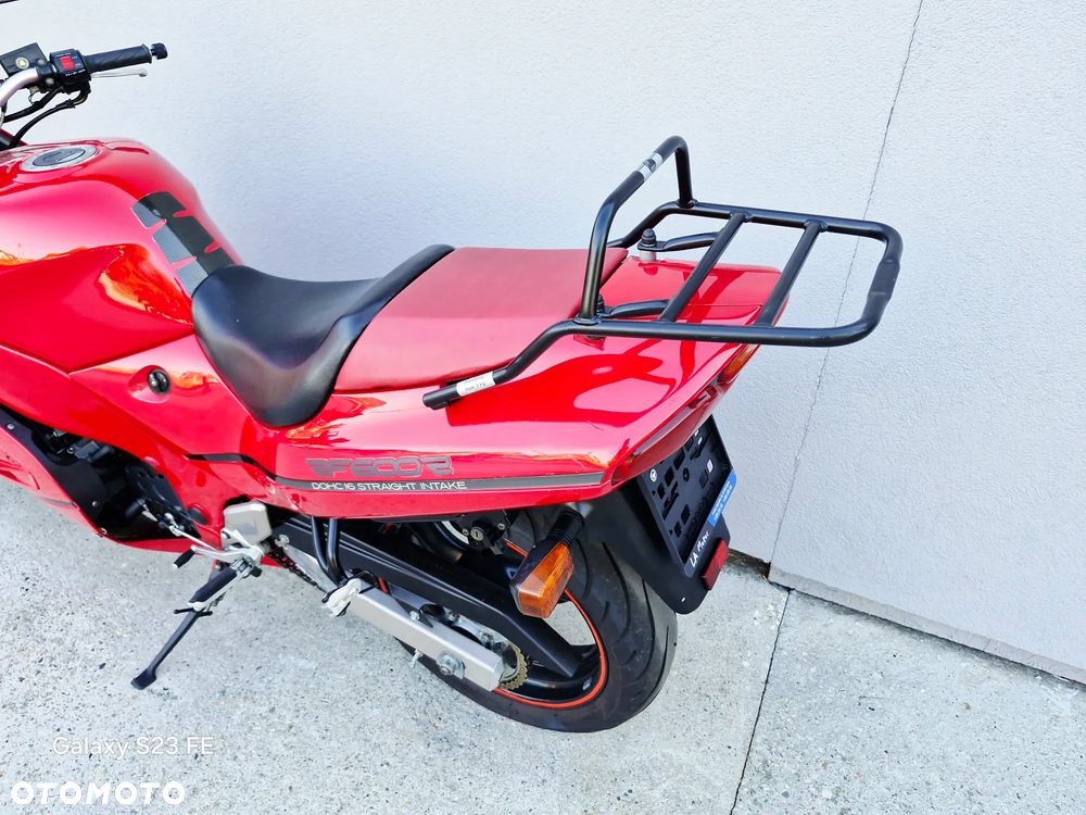 Suzuki RF - 21