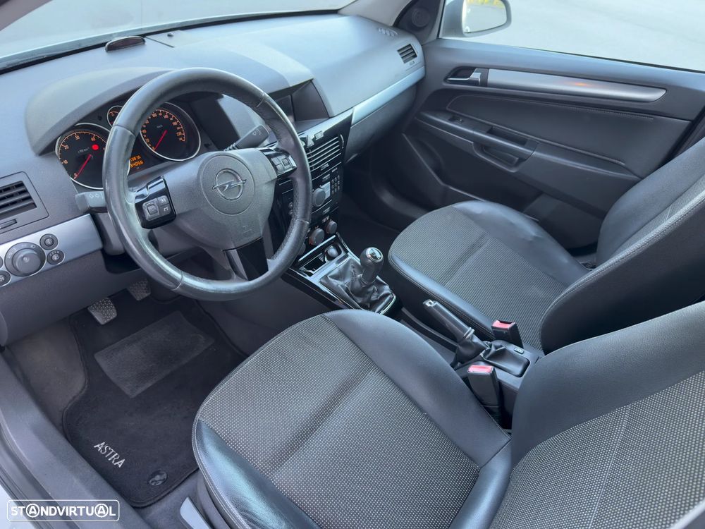 Opel Astra 1.7 CDTI Cosmo ecoFLEX - 9