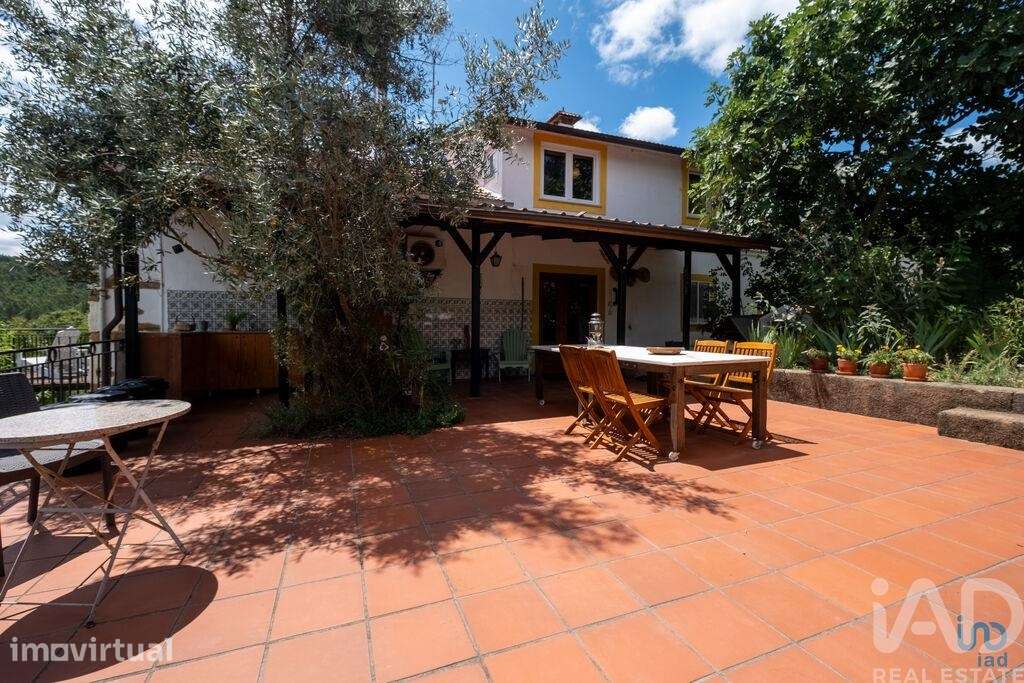 Casa / Villa T4 em Arganil de 247,00 m2 - Grande imagem: 3/29